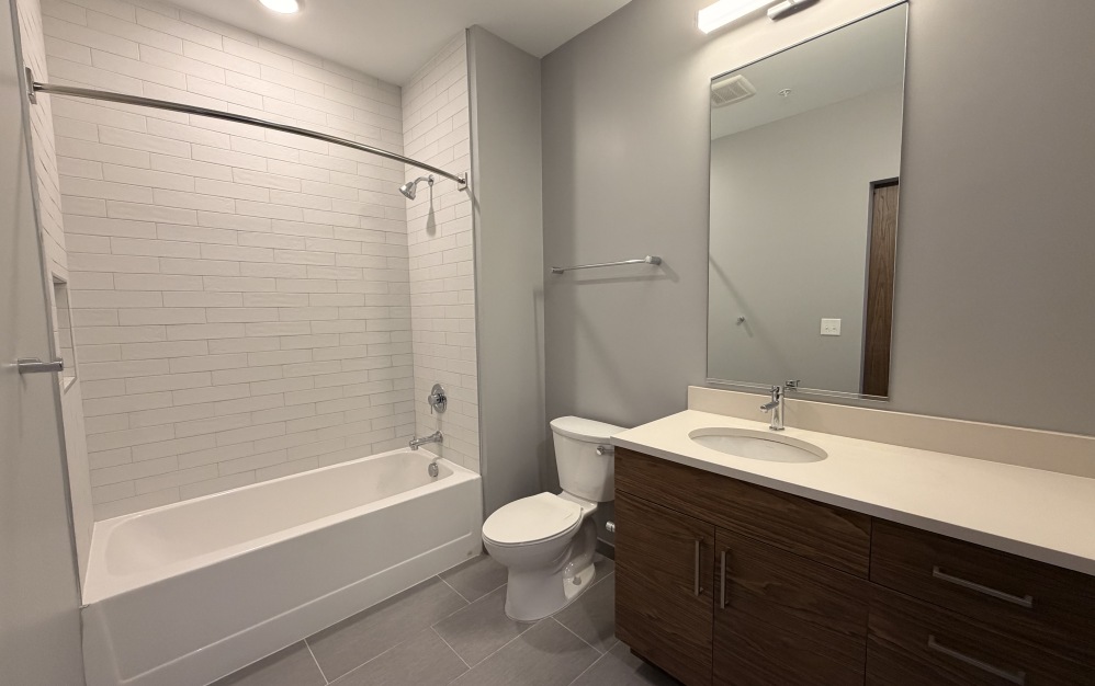 bathroom with tub in Scott's Addition, VA